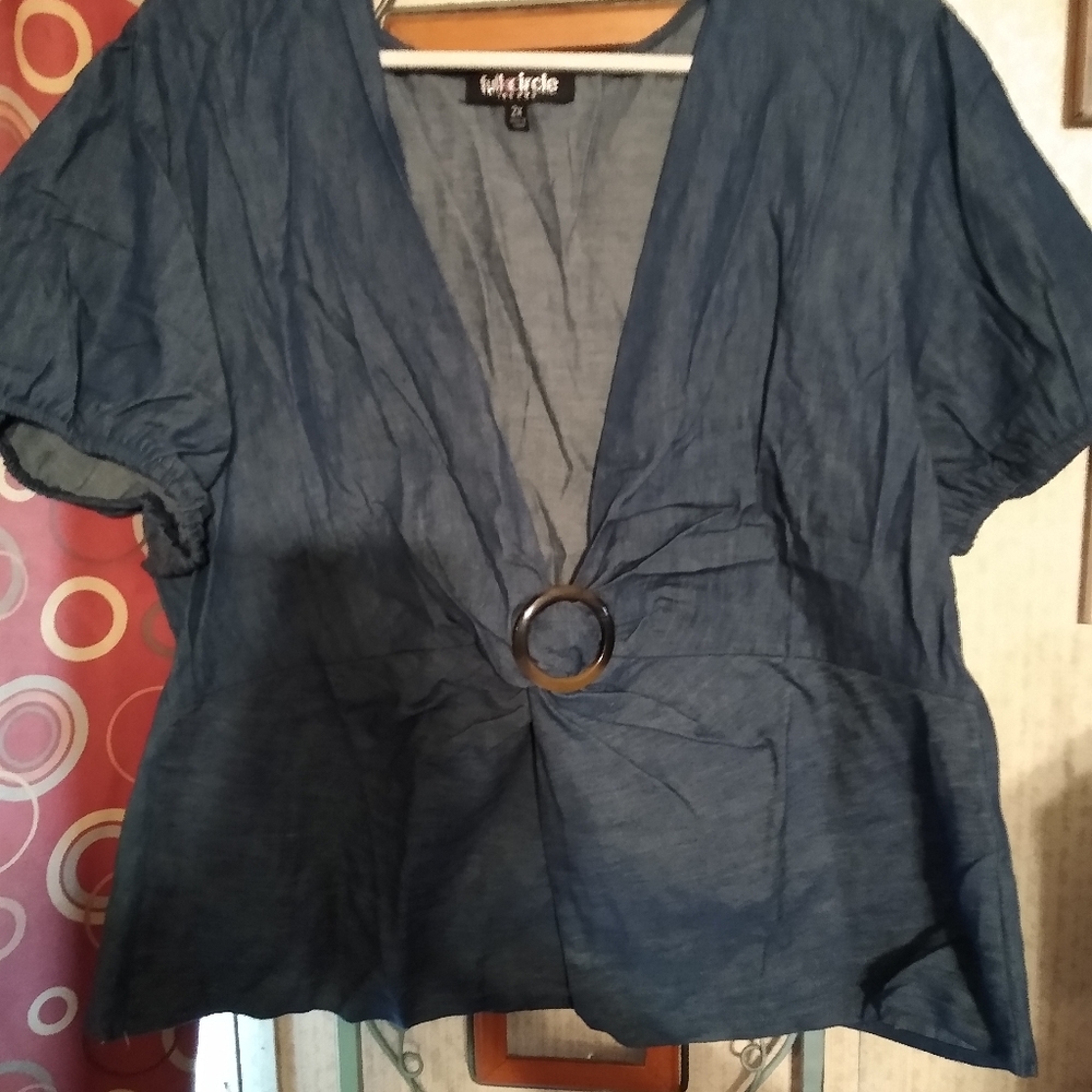 🎉 HOST PICK 🎉 Fashion Nova Denim Crop Top